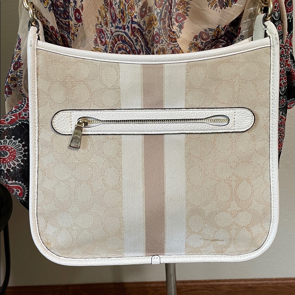 Coach Dempsey file bag - Picture 8 of 15